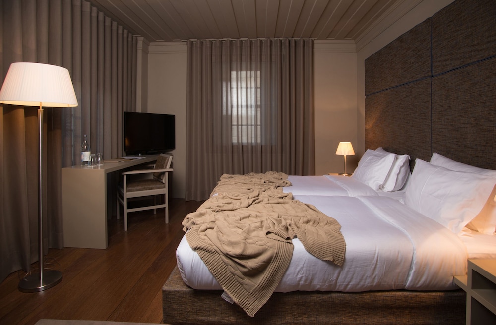 Deluxe Suite - Photo 4