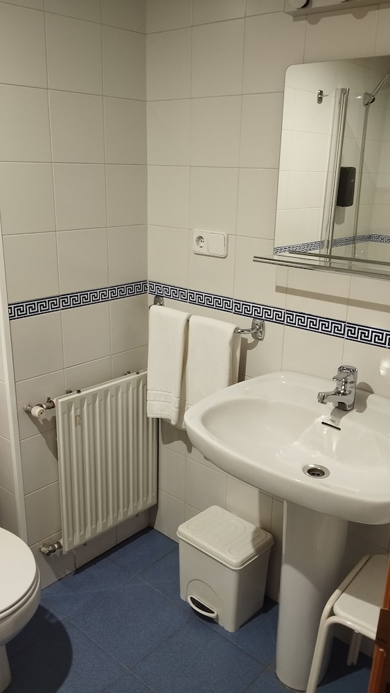 Double or Twin Room, Balcony, Mountain View photo 3