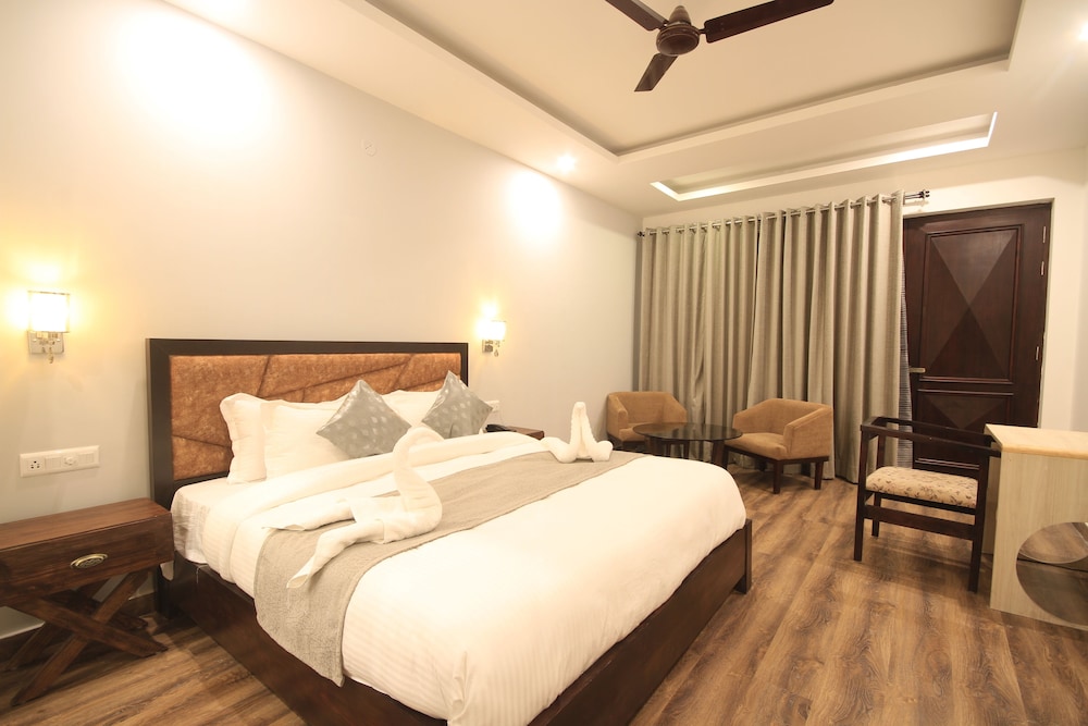 Deluxe Room - Photo 1