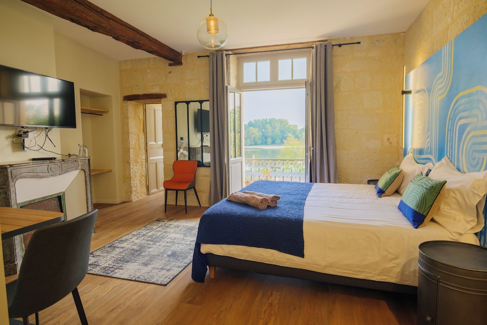 Deluxe Triple Room photo 3