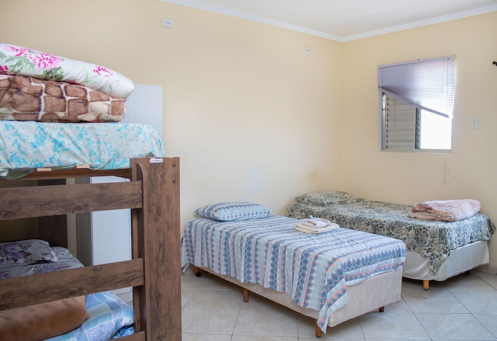 Family Quadruple Room (12)