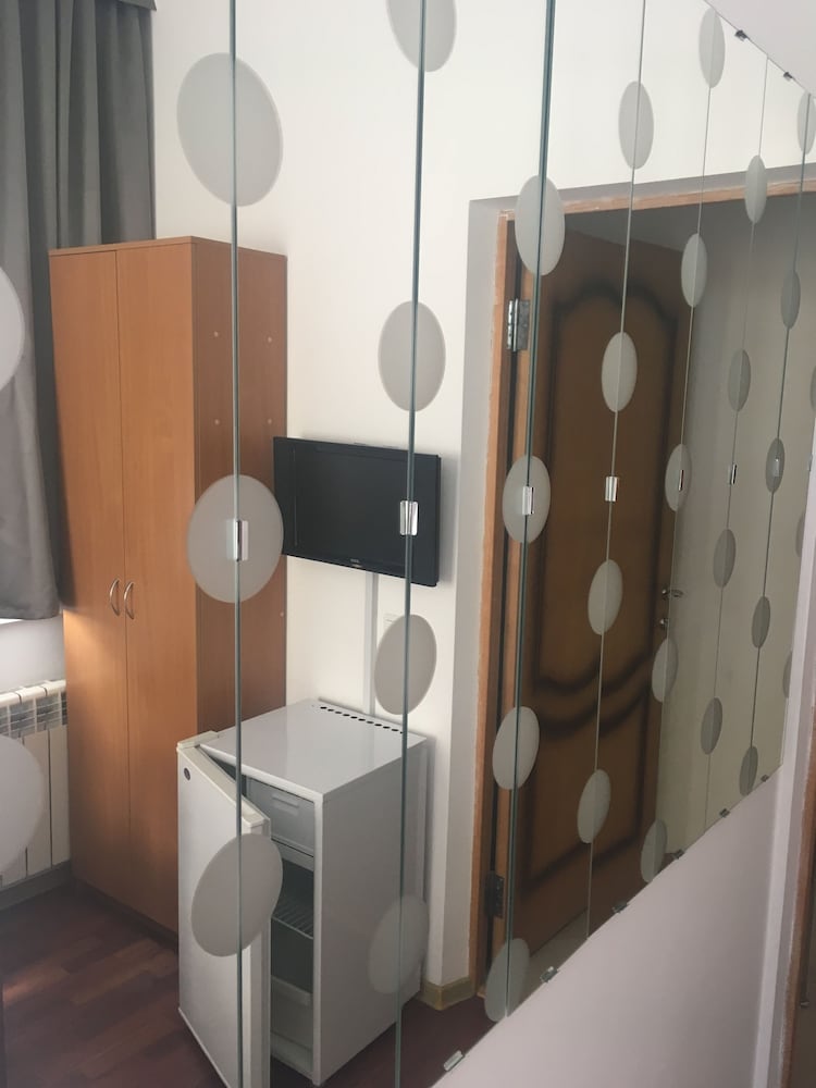 Standard Double or Twin Room photo 1