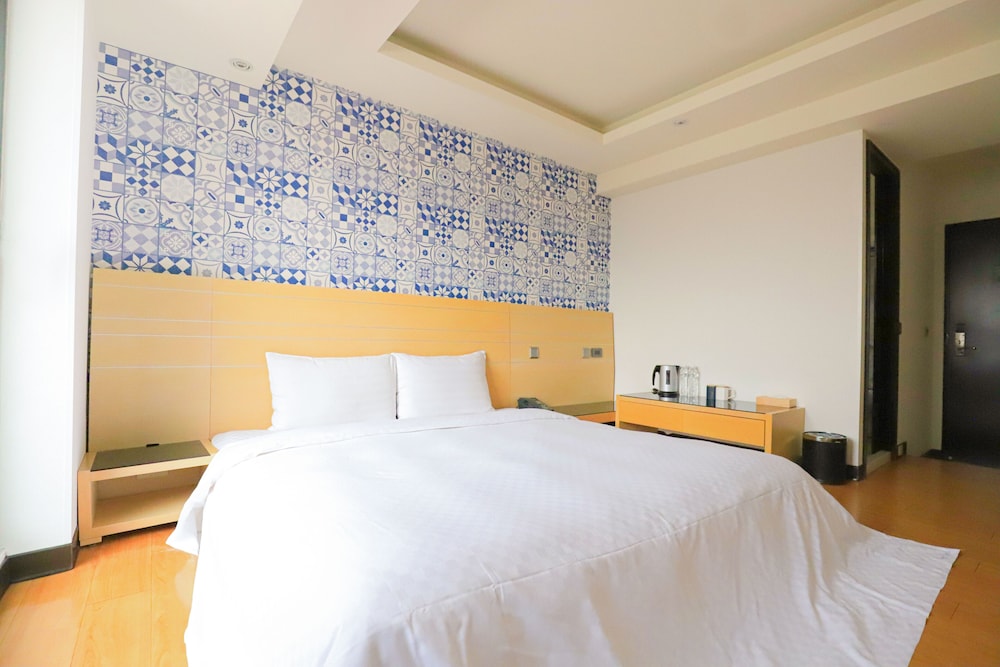 Superior Double Room with Balcony