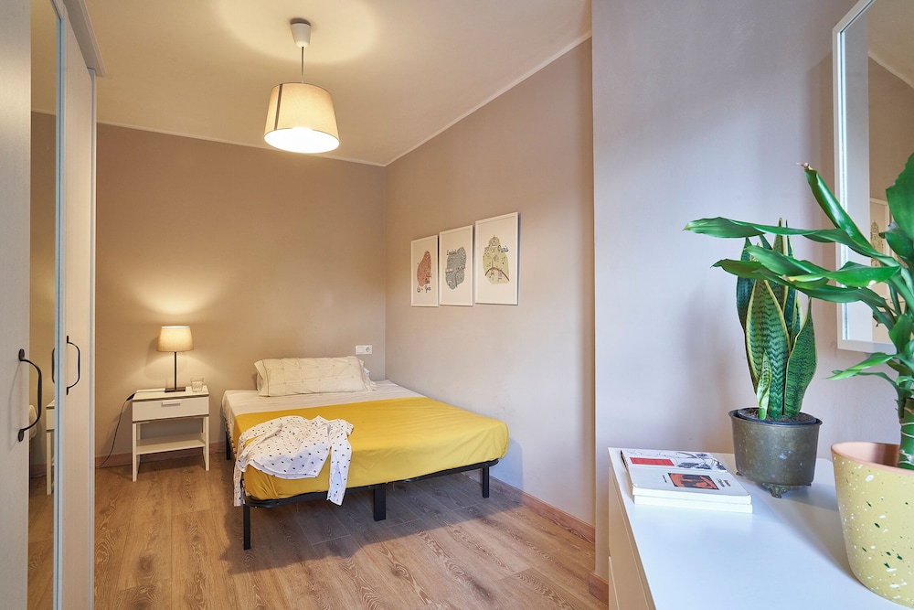 Family Apartment, City View photo 2