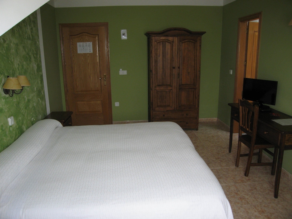 Double Room, Jetted Tub photo 3