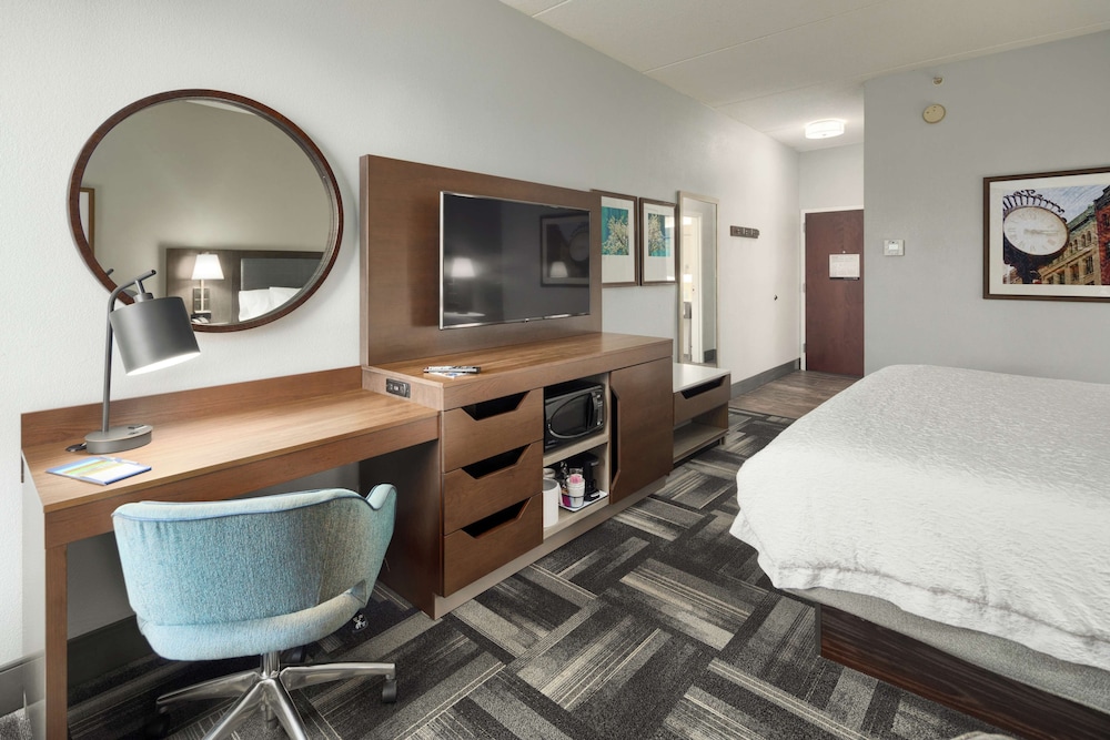 Room, 1 King Bed, Non Smoking - Photo 1