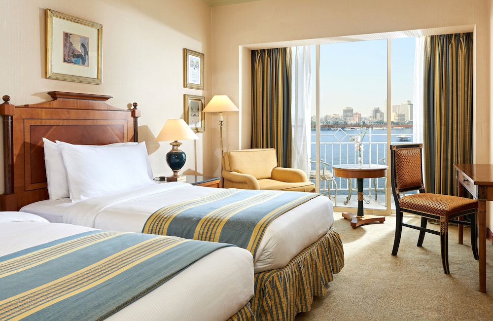 Family Room, 1 King Bed, Connecting Rooms, Bay View