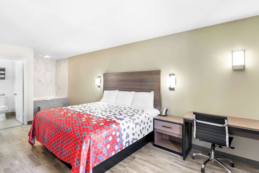 Suite, 1 King Bed, Non Smoking