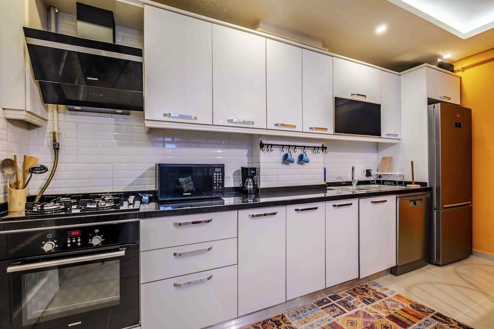 Apartment photo 1