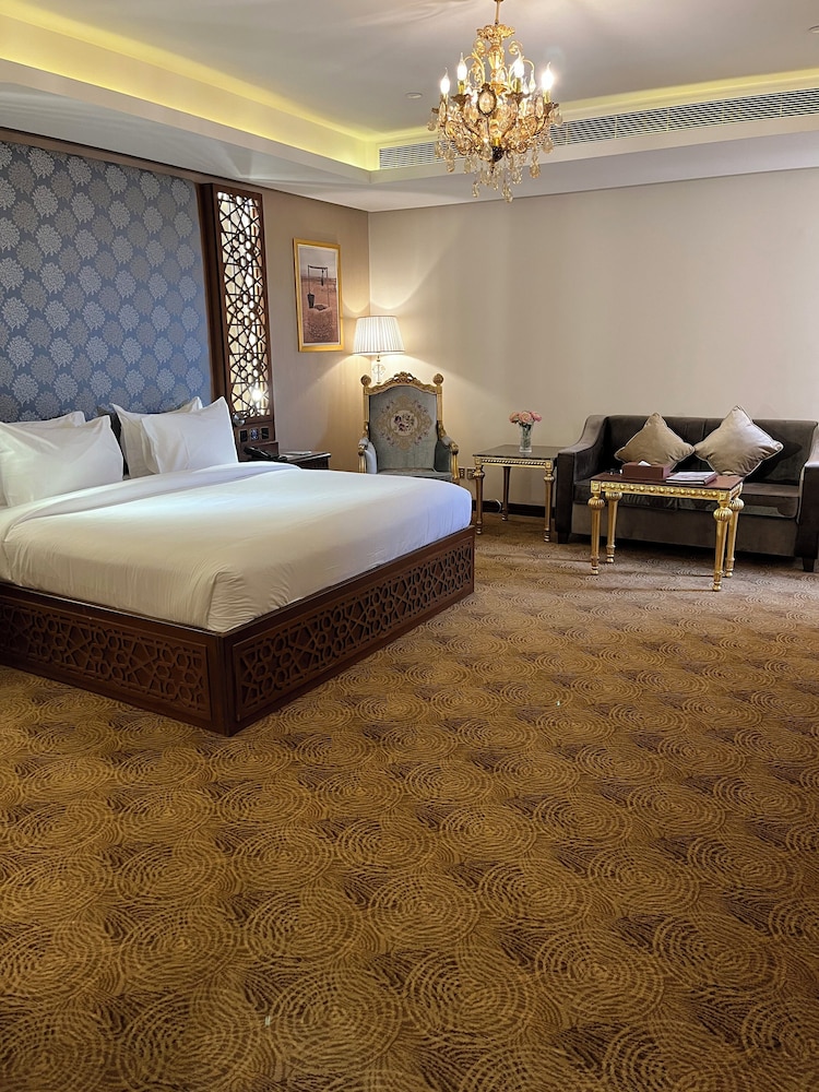 King Classic room