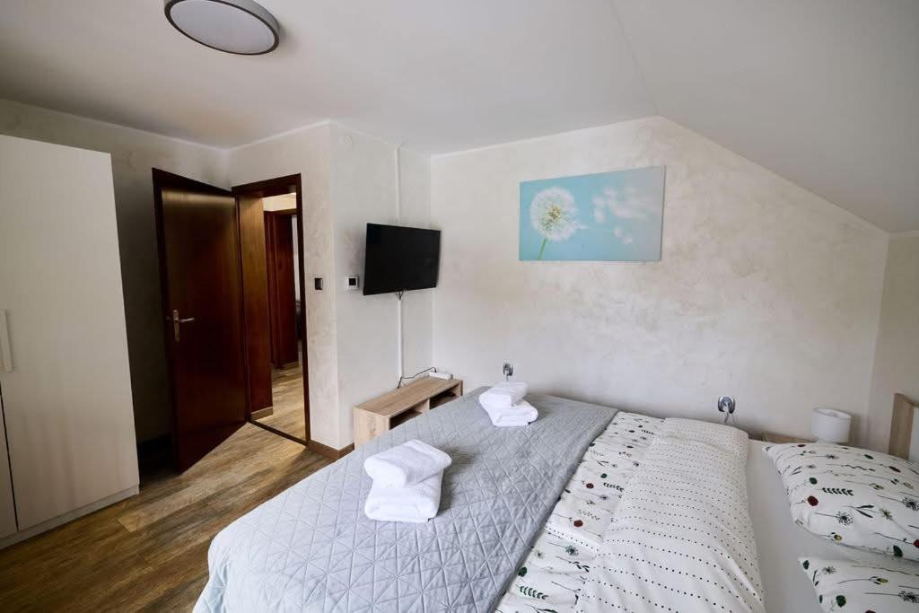 Three-Bedroom Villa photo 2