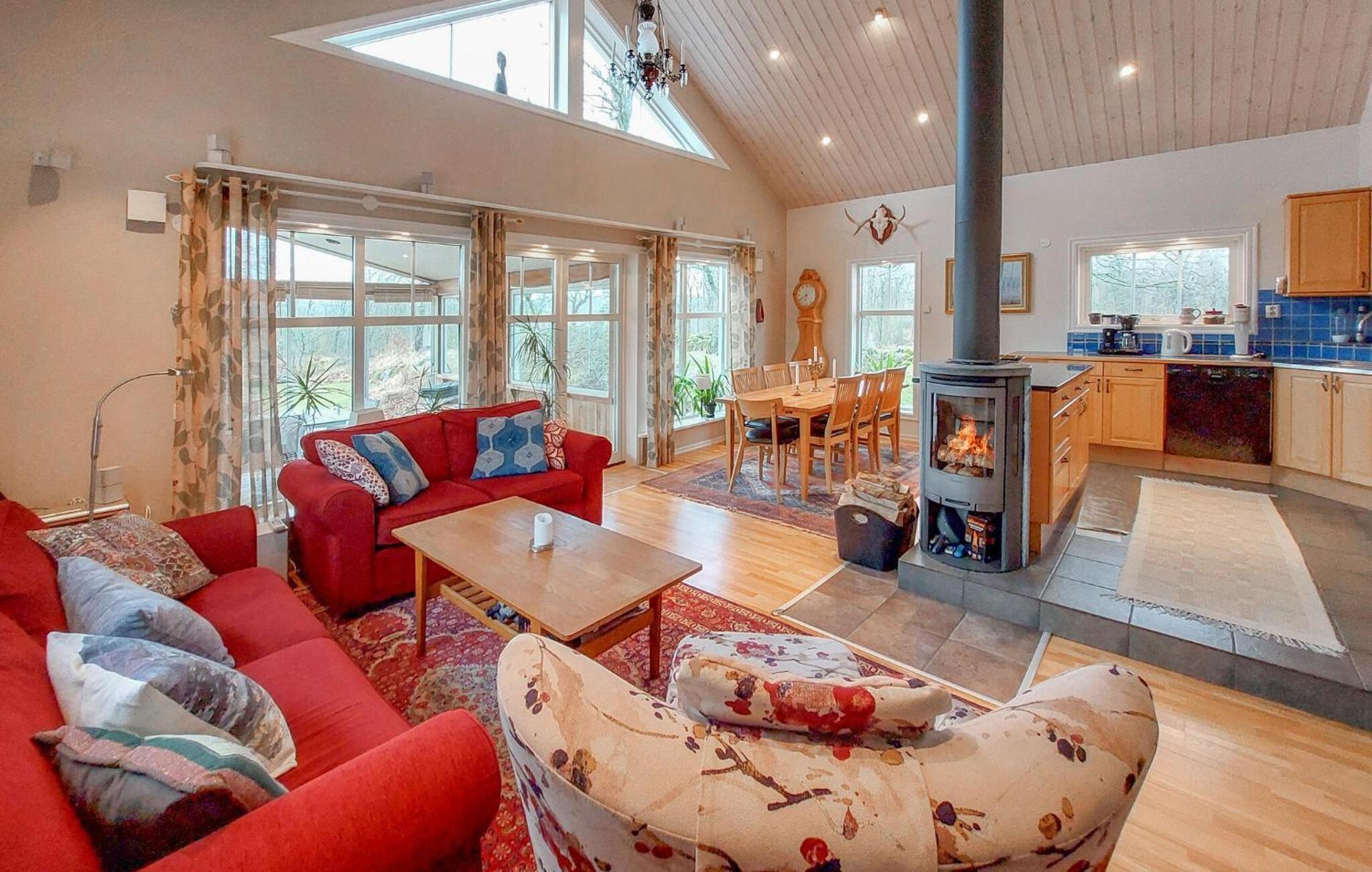 Five-Bedroom Holiday Home