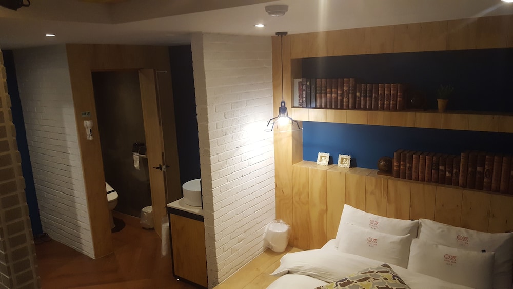 Premium Room - Photo 3