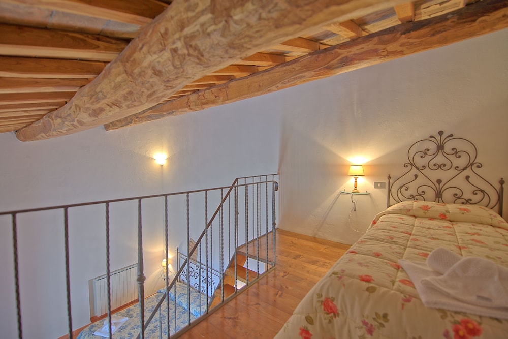 Panoramic Apartment, 2 Bedrooms (Ciliegio 13) photo 3