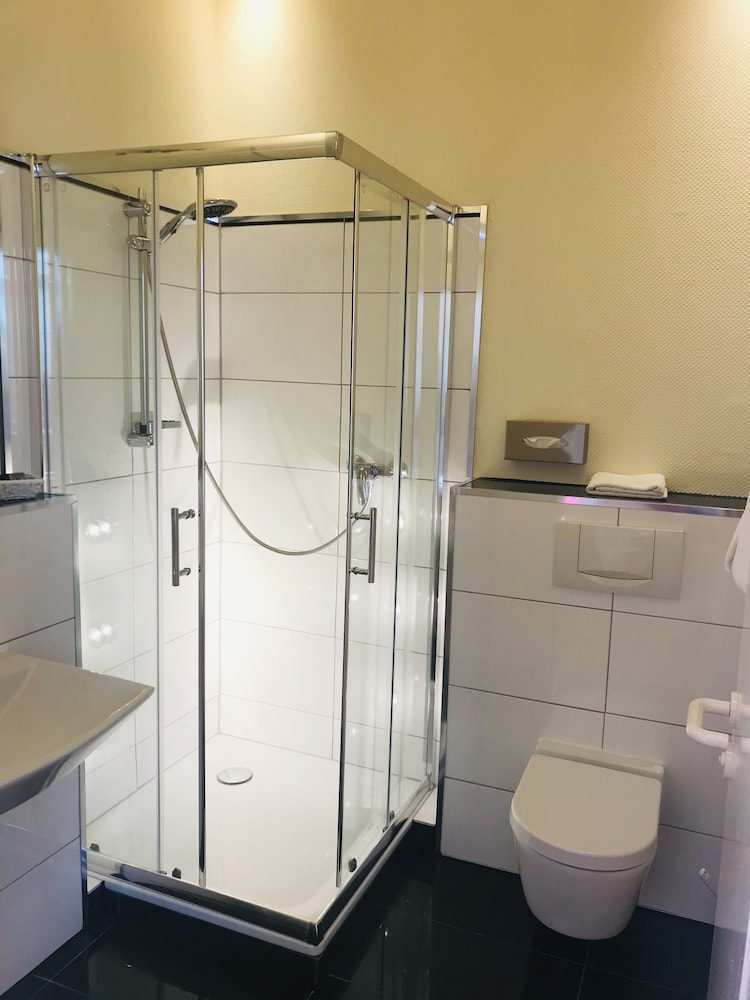 Deluxe Suite photo 2
