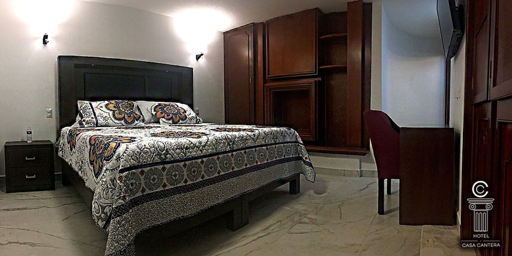 Double Room, 1 King Bed photo 3
