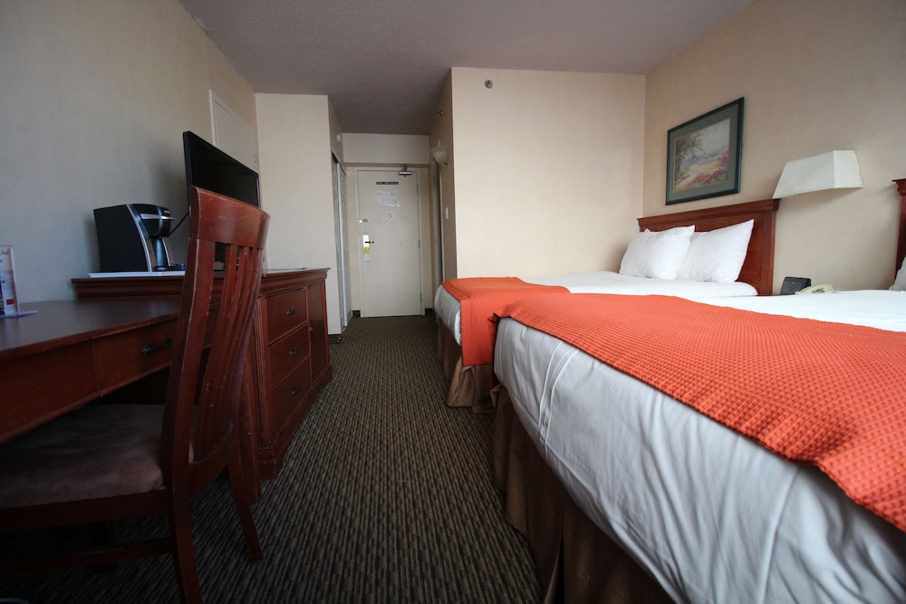 Hotel Chrome Montreal Centre-Ville — photo 50