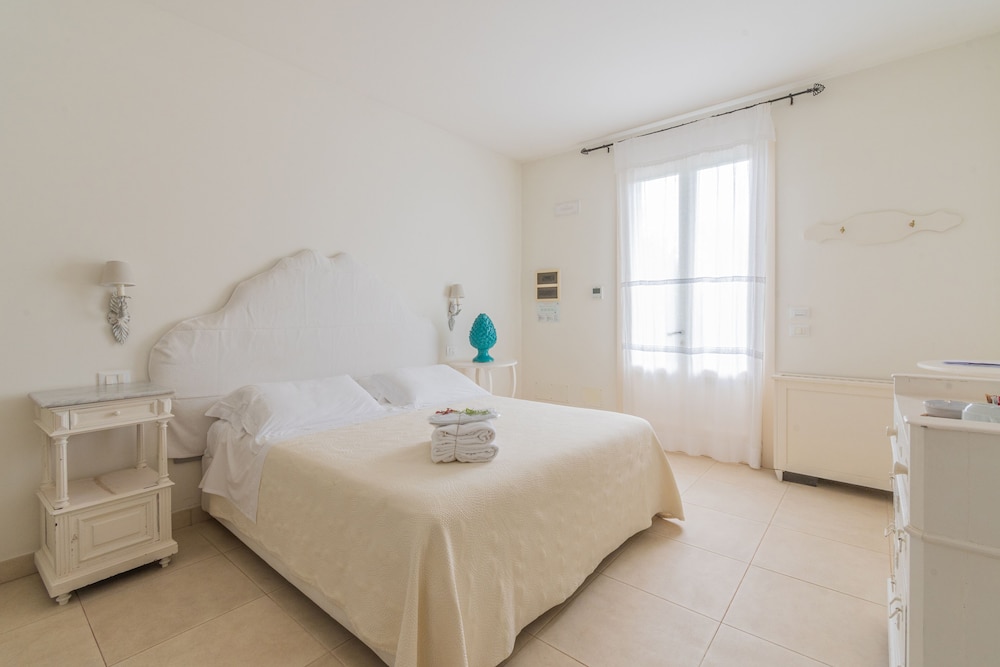 Comfort Room - Photo 1