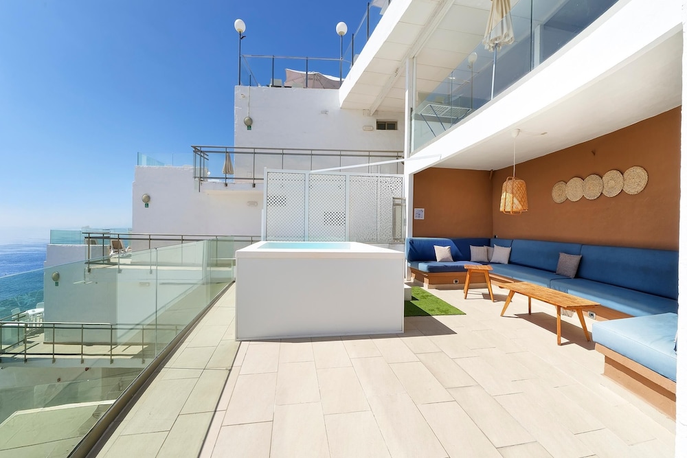 Premium One Bedroom Apartment with Plunge Pool  3 Adults