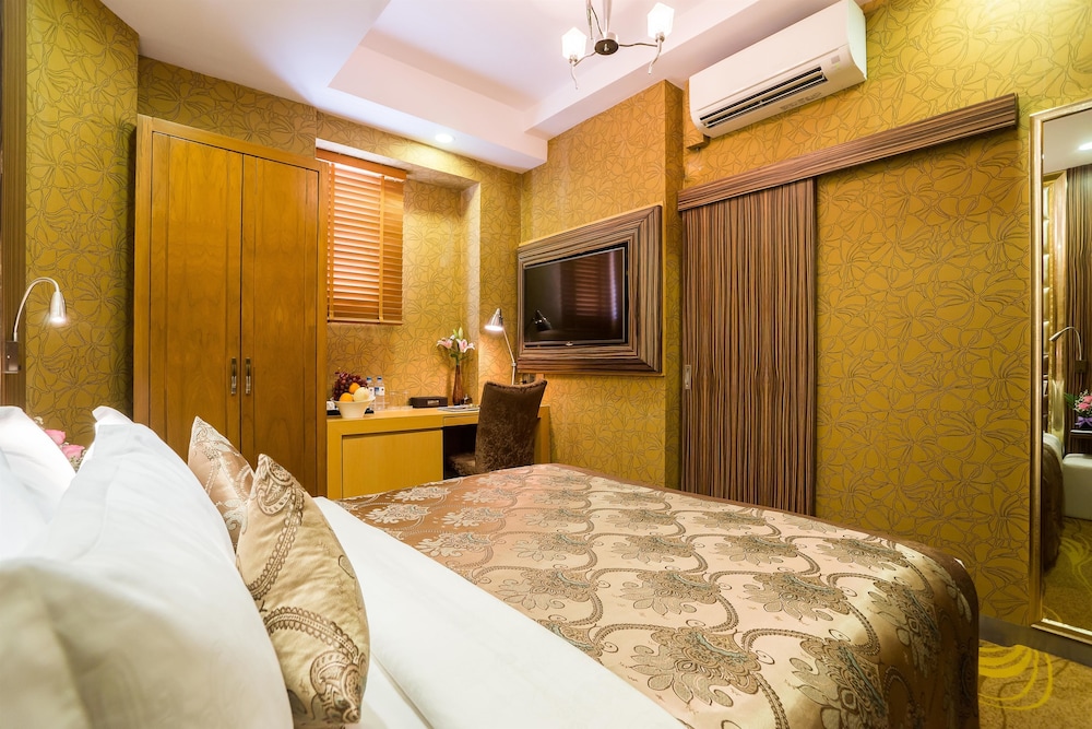 Superior Room, 1 Queen Bed, Non Smoking photo 1