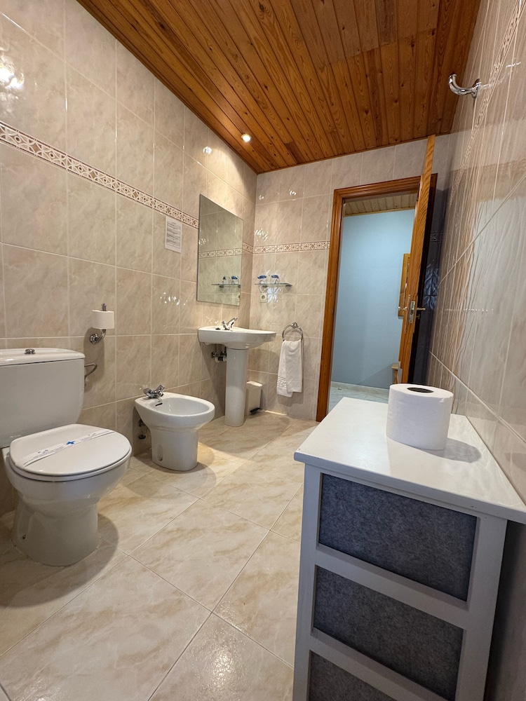 Standard Twin Room, Balcony, City View