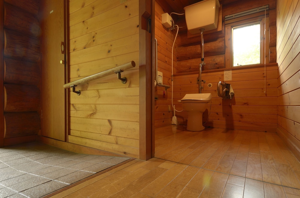 Bungalow, 5 Bedrooms, Accessible, Smoking photo 3
