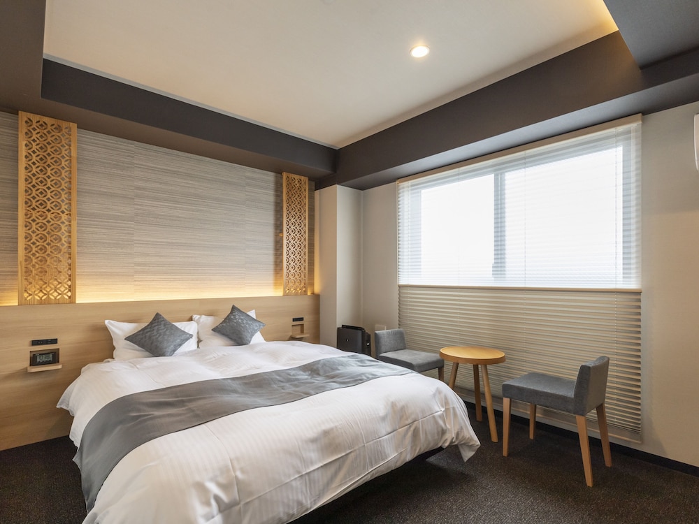 Standard Double Room, Non Smoking - Photo 5