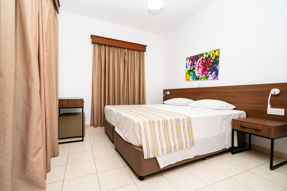 Superior Villa, 3 Bedrooms, Partial Sea View photo 3