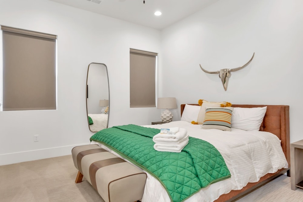 Townhome, 4 Bedrooms photo 1