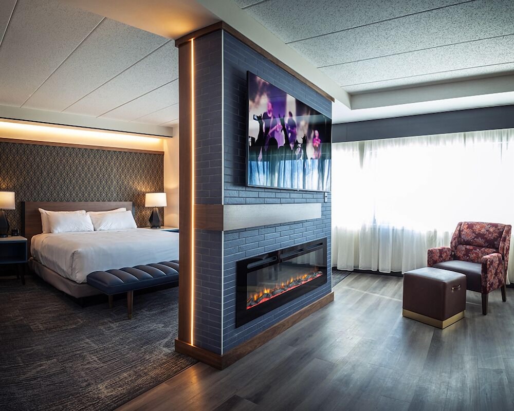 Grand Suite, 1 King Bed, Non Smoking photo 1