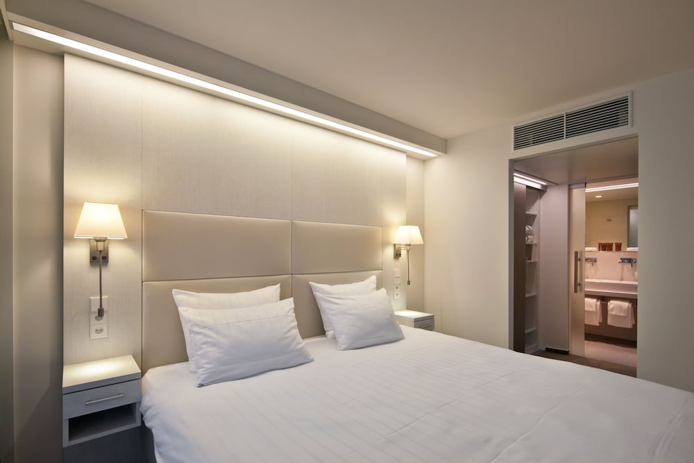 Junior Suite (Wellness & Fitness Access)