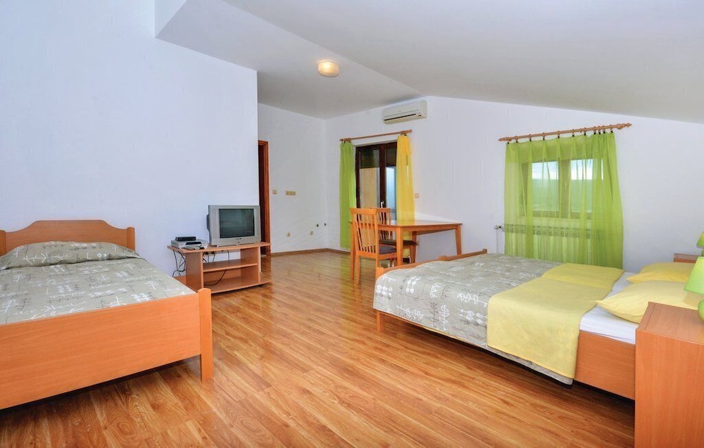Triple Room, Balcony, River View