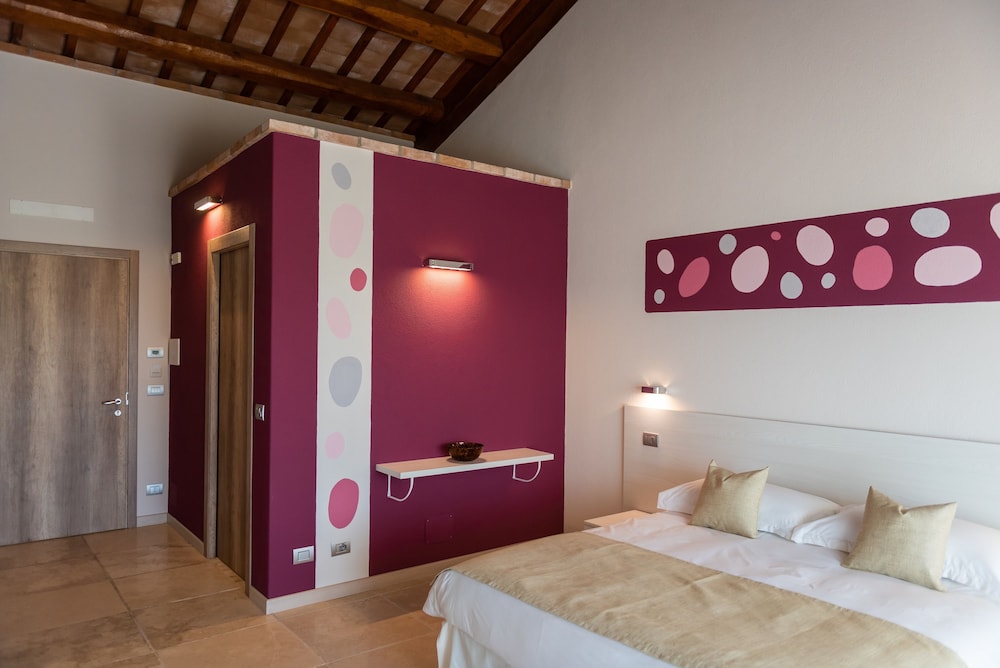Deluxe Double or Twin Room, Mountain View (Langhe) photo 1