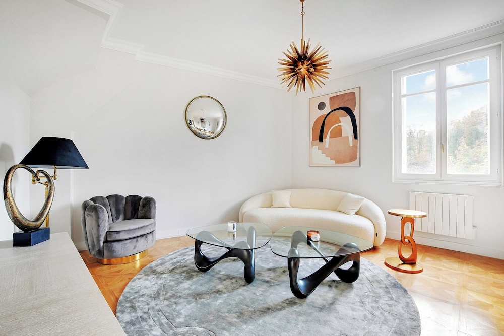 Apartment photo 1