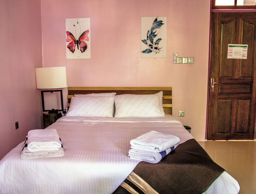 Comfort Twin Room, 1 Queen Bed photo 2