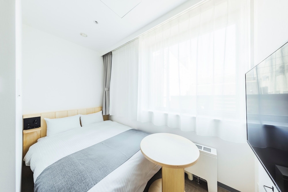 Economy Double Room, 1 Large Twin Bed, Non Smoking, Bathtub photo 1