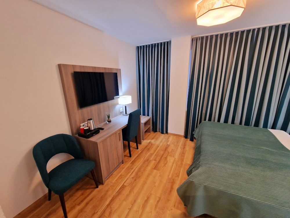 Design Double or Twin Room - Photo 24
