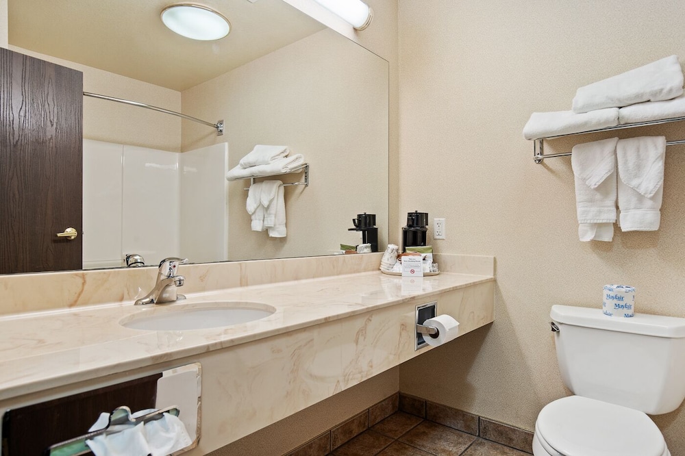Standard King Suite - Photo 5