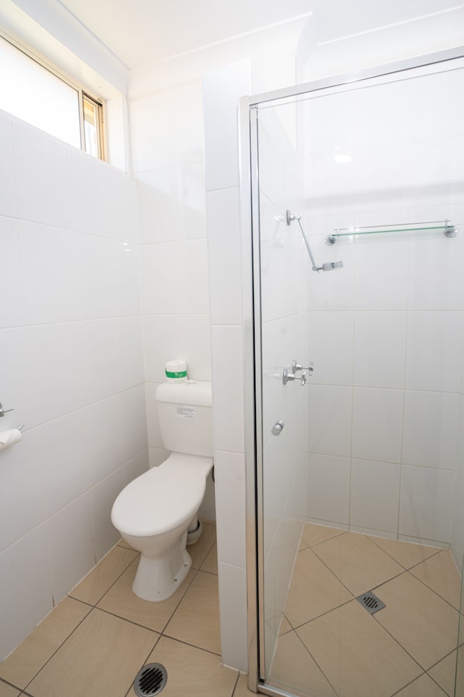 Standard Room, Non Smoking, Kitchenette (Interconnecting Room) photo 2
