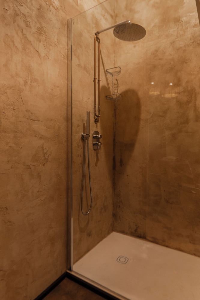 Superior Triple Room, Private Bathroom photo 3