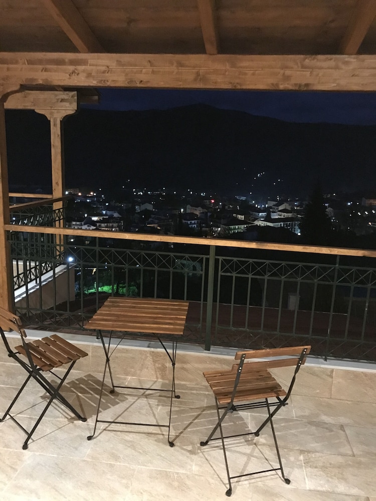 Panoramic Suite, Fireplace photo 2
