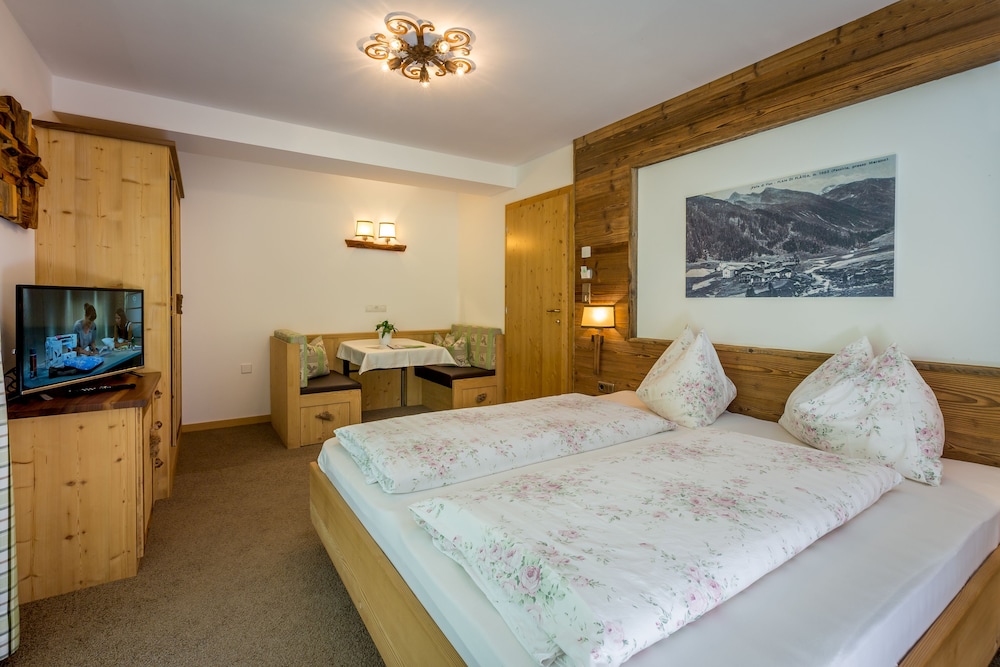 Double Room, Balcony photo 1