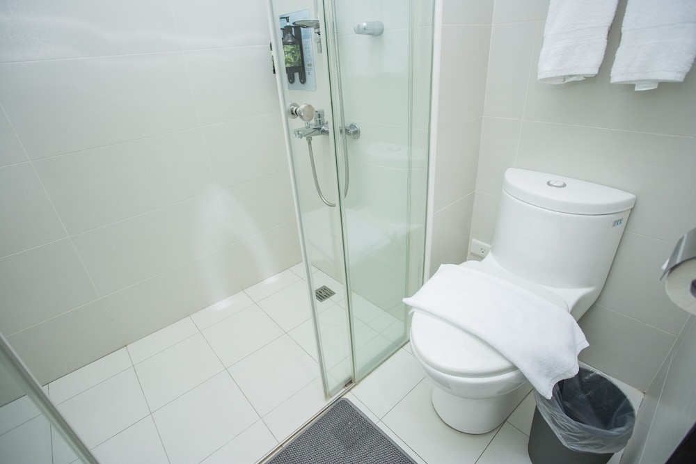 Deluxe Suite, 1 Bedroom Suite, 2 Single Beds, Balcony - Photo 18