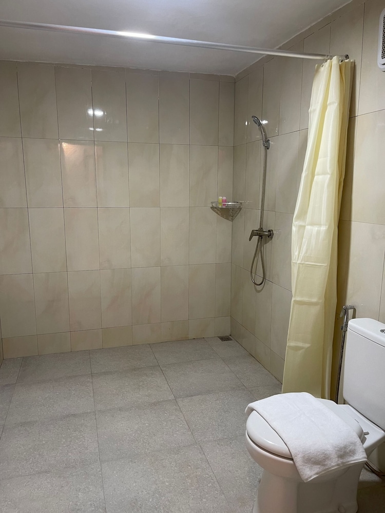 Grand Twin Room - Photo 10