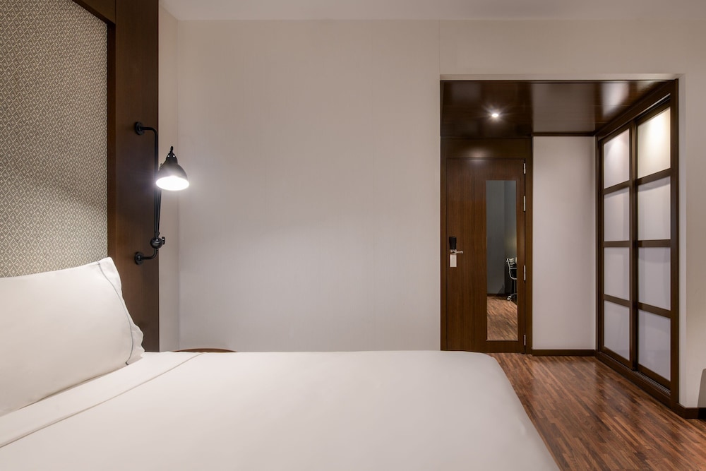 Superior Room, 1 King Bed with Sofa bed