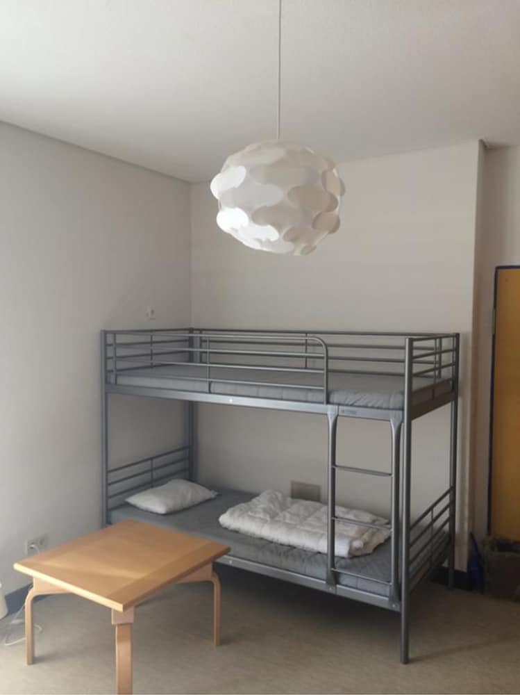 Low Budget Economy 4 Bed Room photo 1