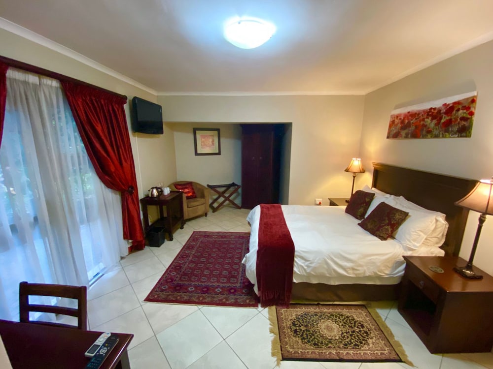 Luxury Room - Photo 6