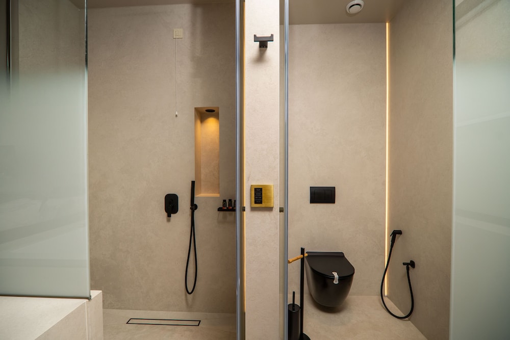 Jacuzzi Junior Suite photo 3