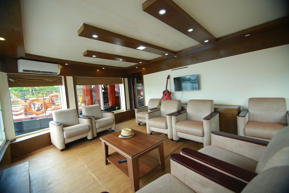Luxury Chalet, 2 Bedrooms photo 1