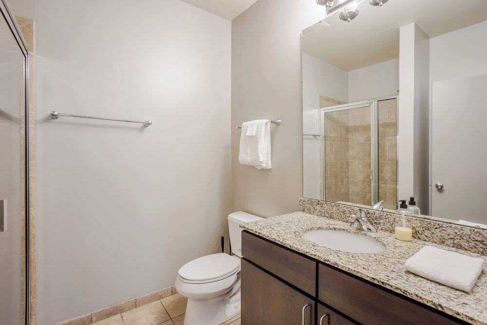 Deluxe Apartment, 2 Bedrooms, Non Smoking photo 3